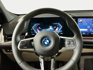 BMW ix2 eDrive20