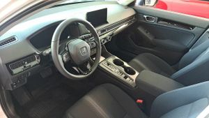 Honda Civic 2.0 i-MMD Elegance CVT