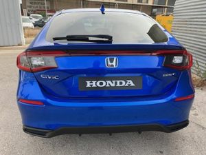 Honda Civic 2.0 i-MMD Elegance CVT