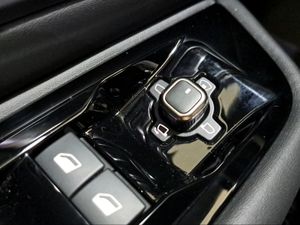 Citroën C5 X Hybrid 225 e-EAT8 Shine