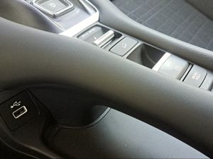 Honda ZR-V 2.0 i-MMD 4x2 Elegance CVT