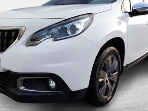 Peugeot 2008 PEUGEOT 2008 STYLE 1.2 PURETECH 110 S&S EAT6