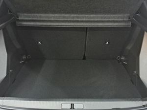 Peugeot 2008 Allure Gasolina 100 S&S 6 Vel. MAN