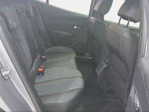 Peugeot 2008 Allure Gasolina 100 S&S 6 Vel. MAN