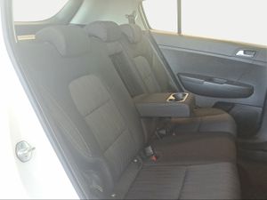 Kia Sportage 1.6 MHEV Business 100kW (136CV) 4x4