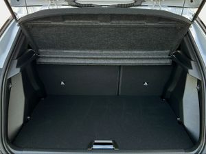 Peugeot 2008 Allure Gasolina 100 S&S 6 Vel. MAN