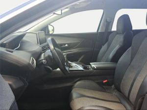 Peugeot 5008 Allure 1.5L BlueHDi 96kW (130CV) S&S