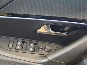 Peugeot 2008 GT Puretech 130 S&S BVM6