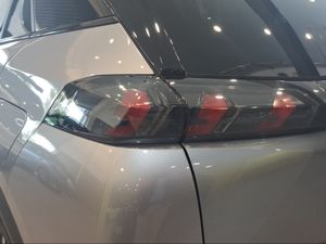 Peugeot 2008 GT Puretech 130 S&S BVM6