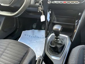 Peugeot 2008 Active Pack Puretech 100 S&S BVM6
