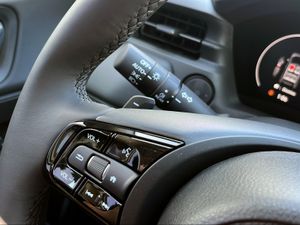 Honda HR-V 1.5 i-MMD Elegance 4x2