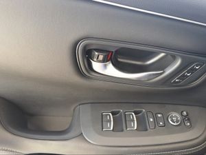 Honda ZR-V 2.0 i-MMD 4x2 Advance CVT Full Hybrid