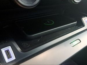 Citroën C4 PureTech 130 S&S 6v Shine
