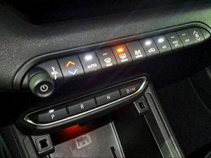 Jeep Avenger 1.2 eHybrid 74kW (100CV) Summit