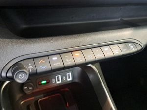 Jeep Avenger 1.2 G 74kW (100CV) Summit