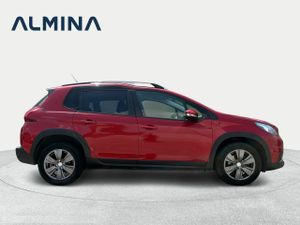 Peugeot 2008 Signature PureTech 110 S&S 6 Vel. MAN