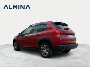 Peugeot 2008 Signature PureTech 110 S&S 6 Vel. MAN