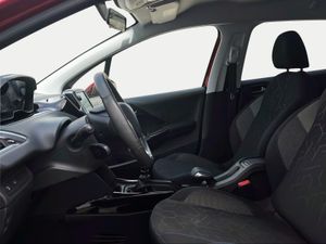 Peugeot 2008 Signature PureTech 110 S&S 6 Vel. MAN