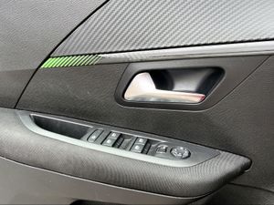Peugeot 208 Active HYBRID 100 eDCS6