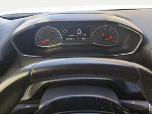 Peugeot 2008 Active Puretech 100 S&S BVM6