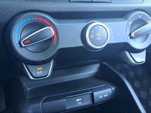 Kia Stonic 1.0 T-GDi 74kW (100CV) MHEV iMT Concept