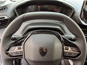 Peugeot 208 Allure Gasolina 100 S&S 6 Vel. MAN
