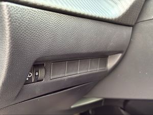 Peugeot 208 Allure Gasolina 100 S&S 6 Vel. MAN
