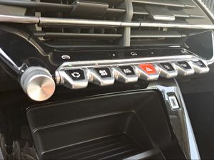 Peugeot 208 Style HYBRID 110 eDCS6