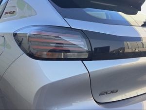 Peugeot 208 Style HYBRID 110 eDCS6