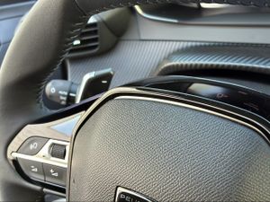Peugeot 208 Allure HYBRID 110 eDCS6