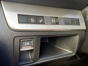 Peugeot Traveller Business VIP Long BlueHDi 180 S&S EAT8
