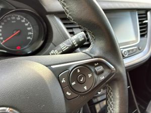 Opel Grandland X 1.2 Turbo Opel 2020