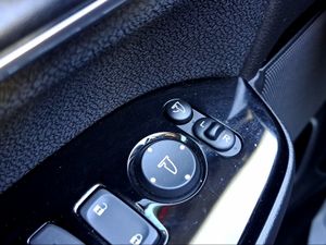 Honda CR-V 2.0 i-MMD 4x2 ELEGANCE NAVI