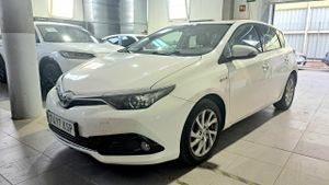 Toyota Auris 1.8 140H Hybrid Active