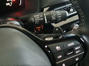 Honda Civic 2.0 i-MMD Elegance CVT