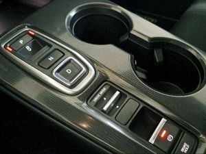 Honda Civic 2.0 i-MMD Elegance CVT