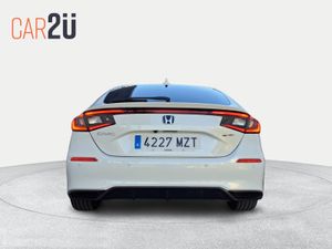 Honda Civic 2.0 i-MMD Elegance CVT