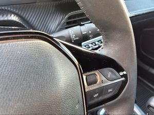 Peugeot 2008 Active Pack Puretech 100 S&S 6 Vel. MAN