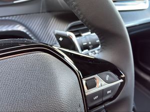 Peugeot 208 Style HYBRID 110 eDCS6