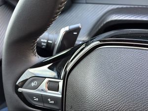 Peugeot 208 Style HYBRID 110 eDCS6