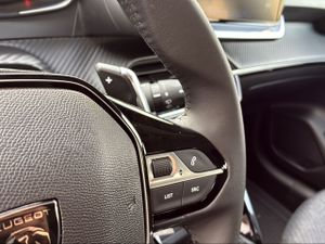 Peugeot 208 Style HYBRID 110 eDCS6