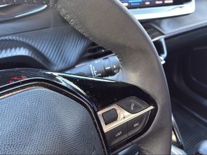 Peugeot 2008 Active Pack Puretech 100 S&S 6 Vel. MAN