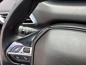 Peugeot 3008 1.5 BlueHDi 96kW (130CV) S&S Allure