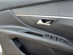 Peugeot 3008 1.5 BlueHDi 96kW (130CV) S&S Allure
