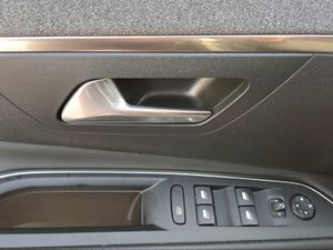 Peugeot 3008 Hybrid 225 e-EAT8 Allure Pack