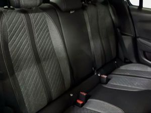 Peugeot 208 Allure Gasolina 100 S&S 6 Vel. MAN