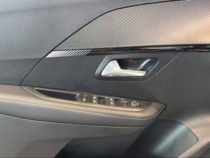 Peugeot 208 Allure HYBRID 110 eDCS6