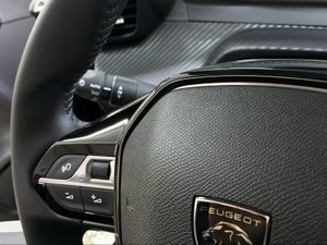 Peugeot 208 Style HYBRID 110 eDCS6