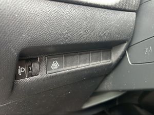 Peugeot 2008 Eléctrico Active