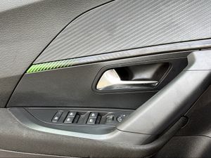 Peugeot 2008 Active Puretech 100 S&S 6 Vel. MAN